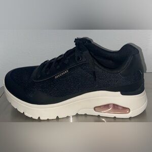 SKECHERS UNO FLEX SPRING ON AIR WOMEN